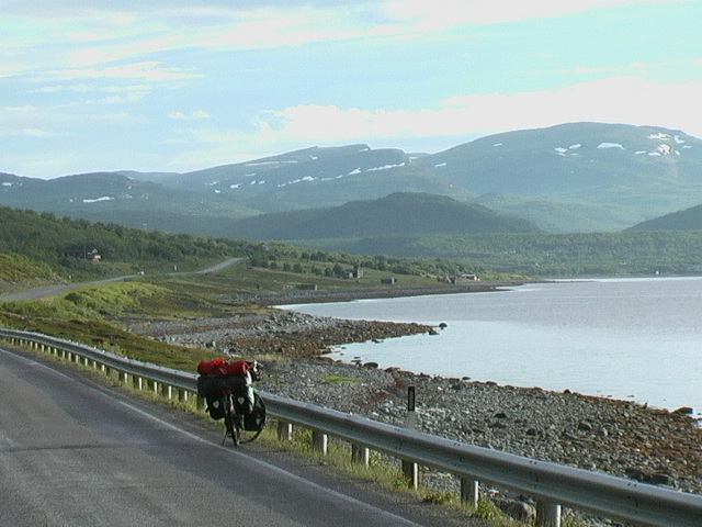 Fjordküste zwischen Kirkenes und Nordkap