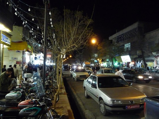 eine der Geschäftsstraßen in Shiraz