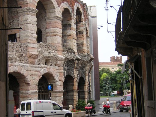 Arena in Verona (Zugang zu den Tribünen)